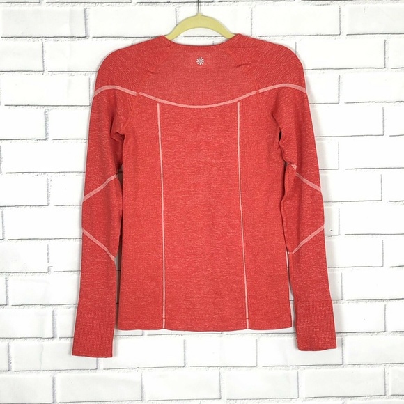 Athleta Embodiment Top Shirt Thumbholes Fire Red S - Picture 2 of 6
